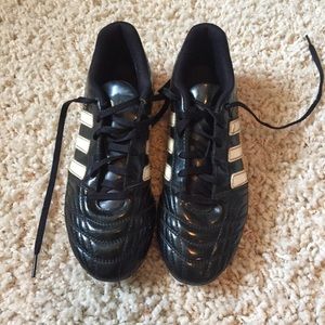 Adidas youth soccer cleats